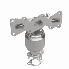 Load image into Gallery viewer, MagnaFlow Direct Fit Catalytic Converter 11-12 Kia Sedona 3.5L OEM Grade Manifold - 52782
