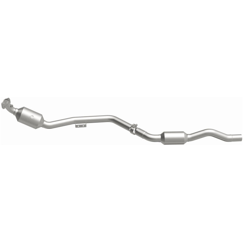 MagnaFlow Direct Fit Catalytic Converter OEM 2007 Mercedes-Benz E350 Underbody - 69.125in Length - 5411666