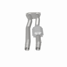 Load image into Gallery viewer, MagnaFlow Direct Fit Catalytic Converter 96-97 7.4L 3500 Truck Rear - 95471