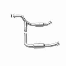 Load image into Gallery viewer, MagnaFlow 2006 Ford Explorer 4.6L Direct Fit Converter - 5451672