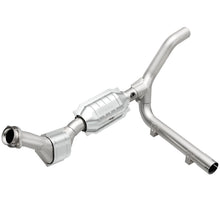 Load image into Gallery viewer, MagnaFlow Direct Fit Catalytic Converter 97-98 Ford F-150 Pickup 4.2L P/S 4WD - 93429