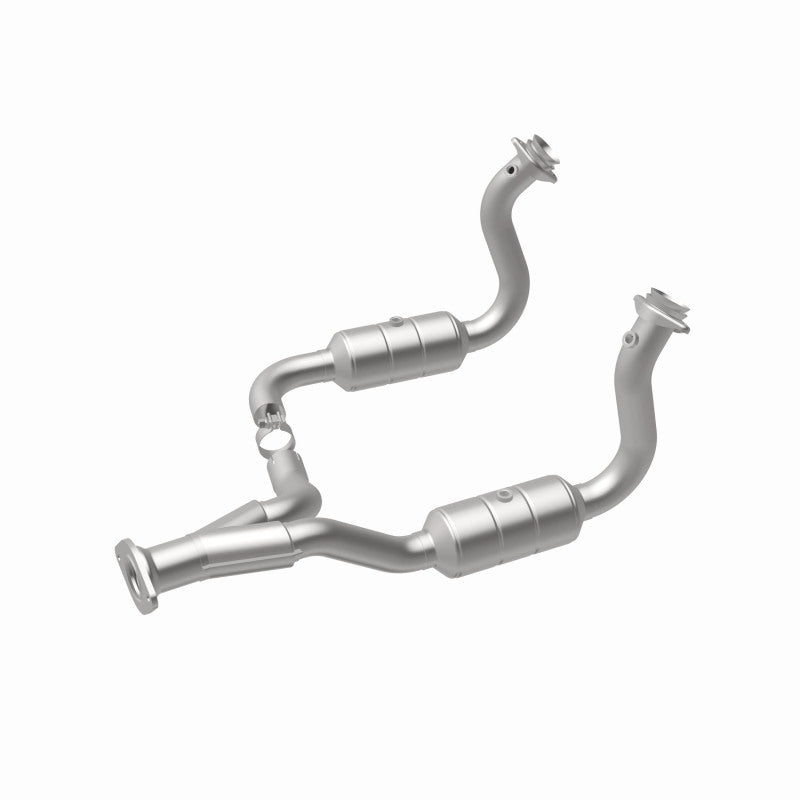 MagnaFlow 08-10 Ford F-350 Super Duty 6.8L Direct Fit Converter - 5451760