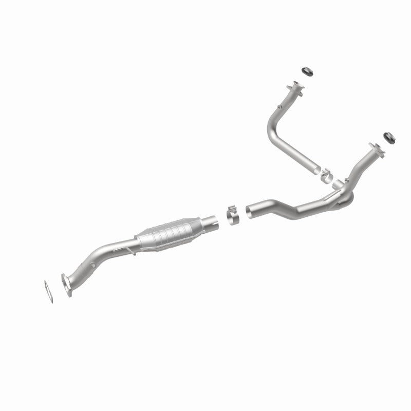 MagnaFlow Direct Fit Catalytic Converter 00-05 Blazer 4WD 4.3L - 93370