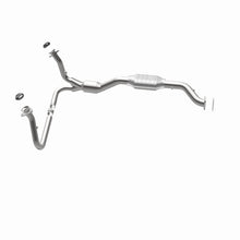 Load image into Gallery viewer, MagnaFlow Direct Fit Catalytic Converter 01-05 Chevy Blazer 4.3L 4WD - 49897