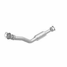 Load image into Gallery viewer, MagnaFlow Direct Fit Catalytic Converter 97-03 Chevy Malibu 3.1L - 51996