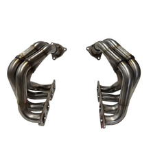 Load image into Gallery viewer, Kooks 22+ Chevrolet C8 Corvette Z06 LT6 1-7/8in. x 2in. Stainless Steel Tri-Y Headers - 2181Y500