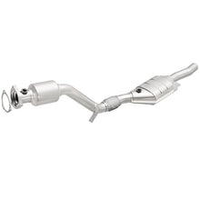 Load image into Gallery viewer, MagnaFlow Direct Fit Catalytic Converter 03 Volkswagen Passat 2.8L - 51589
