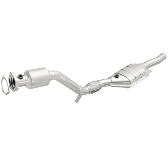 MagnaFlow Direct Fit Catalytic Converter 03 Volkswagen Passat 2.8L - 51589