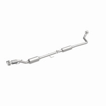 Load image into Gallery viewer, MagnaFlow Direct Fit Catalytic Converter OEM 18-21 Nissan Kicks 1.6L Single Underbody - 280376