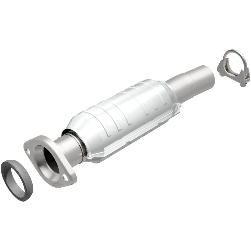 MagnaFlow Direct Fit Catalytic Converter 04 Toyota Sienna 3.3L - 49030