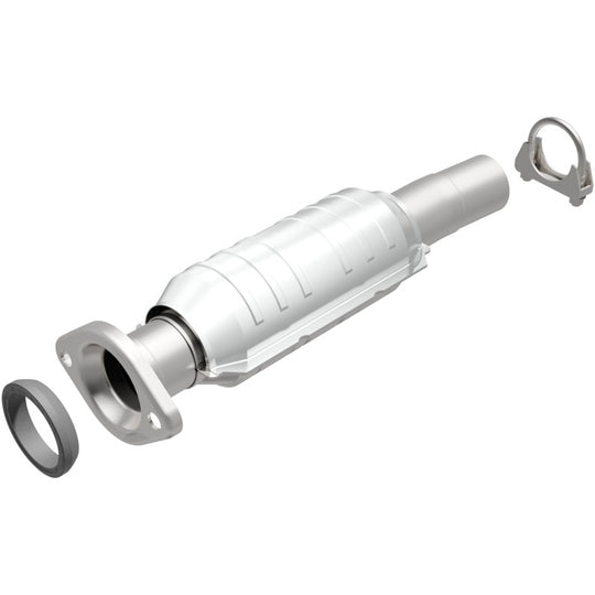 MagnaFlow Direct Fit Catalytic Converter 04 Toyota Sienna 3.3L - 49030