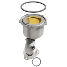 Load image into Gallery viewer, MagnaFlow Direct Fit Catalytic Converter 96-98 RAV4 2.0L front 49S - 50827