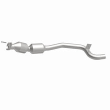 Load image into Gallery viewer, MagnaFlow 14-17 Range Rover V6 3 OEM Underbody Direct Fit Converter - 21-608
