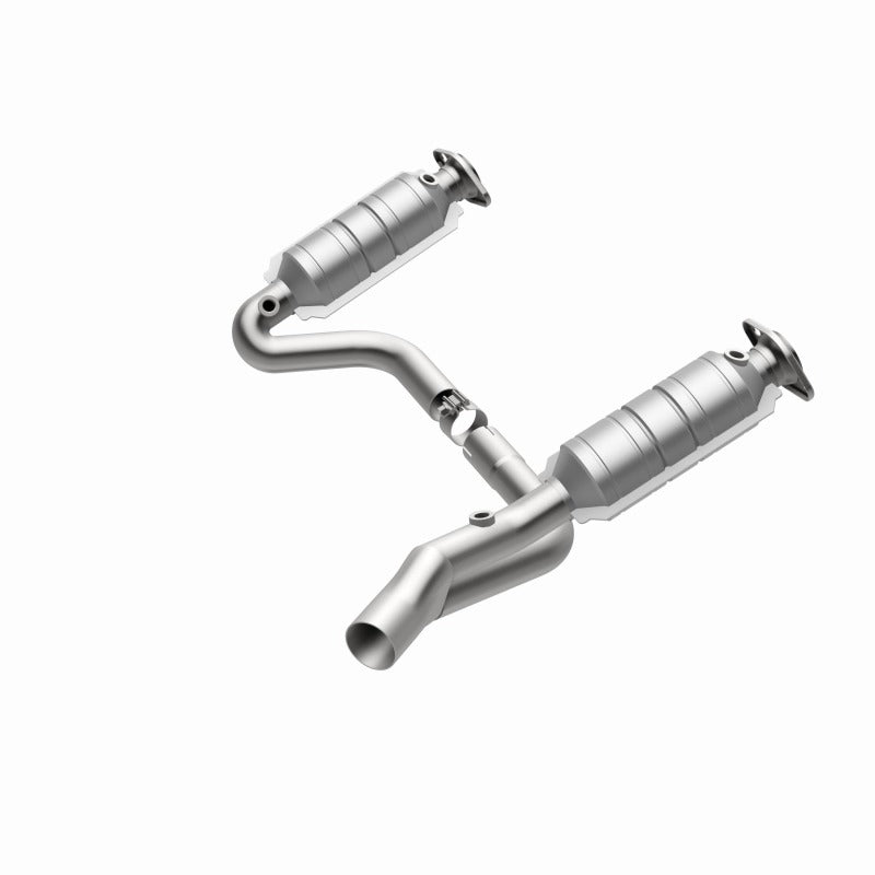 MagnaFlow Direct Fit Catalytic Converter Raider 2006 8 4.7L - 24398