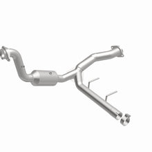 Load image into Gallery viewer, MagnaFlow Direct Fit Catalytic Converter 15-17 Ford F150 V6 2.7L OEM Underbody - 21-471