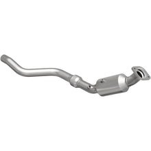 Load image into Gallery viewer, MagnaFlow DF Cat Conv 05-09 Chrysler 300/Dodge 06-09 Charger/05-07 Magnum 5.7L D/S *NOT CALIFORNIA* - 26204