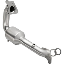 Load image into Gallery viewer, MagnaFlow Direct Fit Catalytic Converter 2015 Juke L4 1.6L OEM - 52439