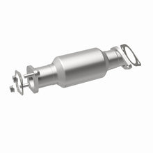 Load image into Gallery viewer, MagnaFlow Direct Fit Catalytic Converter 2011 Kia Sorento 3.5 Underbody - 52644
