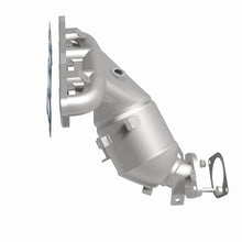 Load image into Gallery viewer, MagnaFlow Direct Fit Catalytic Converter 20-21 Nissan Kicks 1.6L Single Manifold - 290031