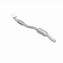 Load image into Gallery viewer, MagnaFlow Direct Fit Catalytic Converter 2008 Astra L4 1.8 OEM Underbody - 52475