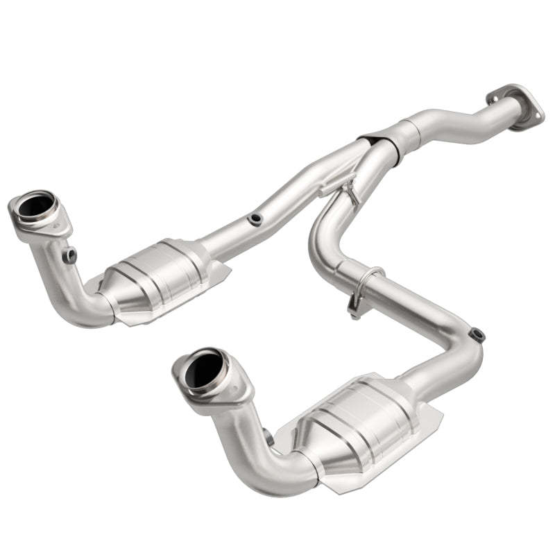 MagnaFlow Direct Fit Catalytic Converter 07 Jeep Liberty 3.7L - 23957