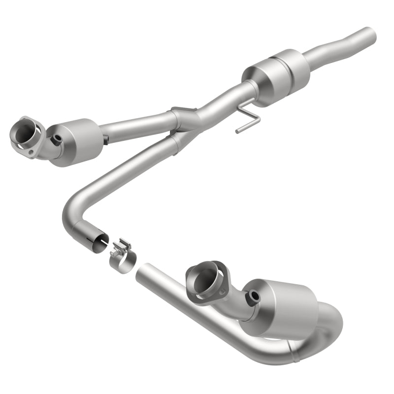 MagnaFlow Direct Fit Catalytic Converter 02-03 Dodge Durango 5.9L - 51348