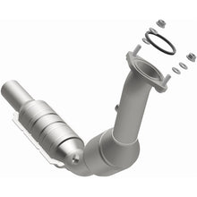 Load image into Gallery viewer, MagnaFlow Direct Fit Catalytic Converter California 10-11 Chevy Camaro V6 3.6LGAS - 551937