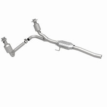 Load image into Gallery viewer, MagnaFlow Direct Fit Catalytic Converter 00-03 Dodge Dakota 2WD 4.7L - 458043