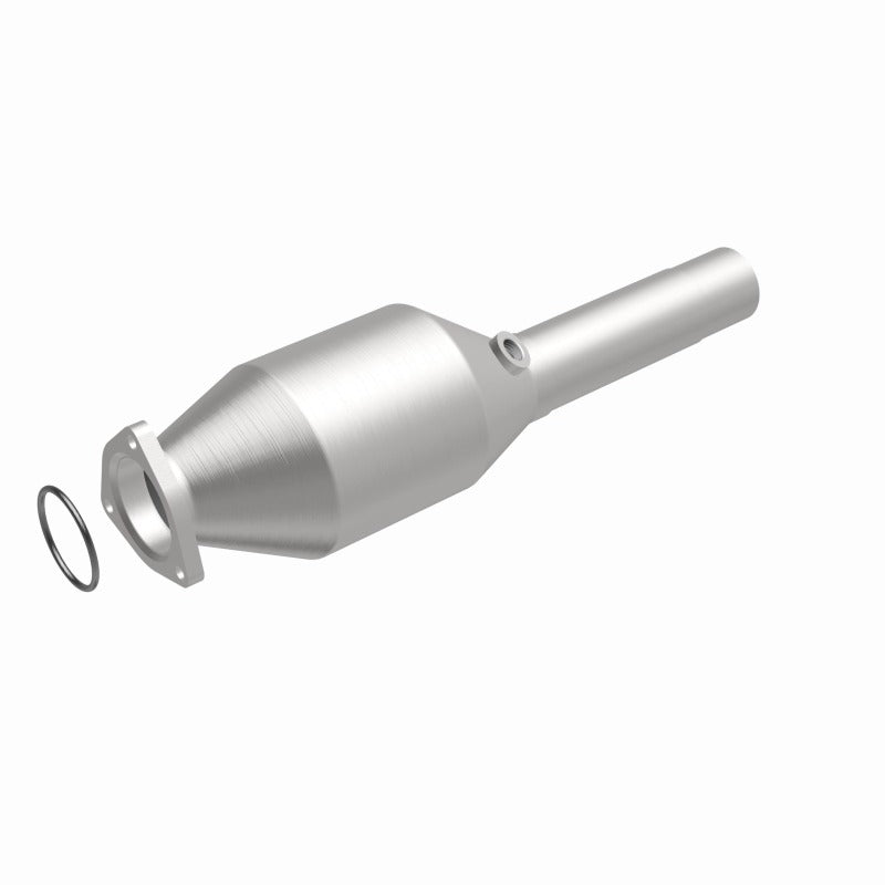 MagnaFlow 96-98 Volkswagen Golf 2.8L Direct Fit Converter - 4481957