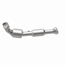 Load image into Gallery viewer, MagnaFlow 04-05 Ford F-150 5.4L Direct Fit Converter - 5481705