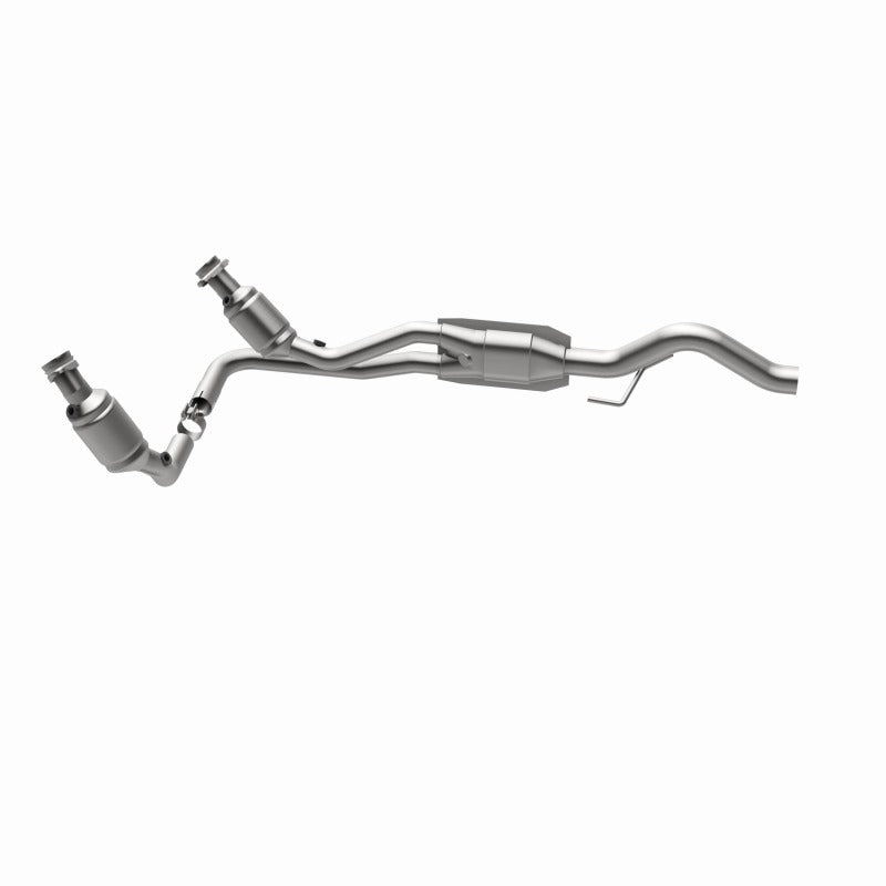 MagnaFlow Direct Fit Catalytic Converter 00-01 Dodge Dakota 4.7L *California* - 447244