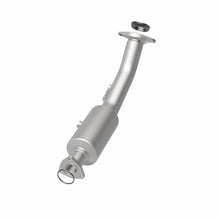 Load image into Gallery viewer, MagnaFlow 2007-2011 Honda Civic L4 2.0L California Catalytic Converter Direct Fit - 5461185