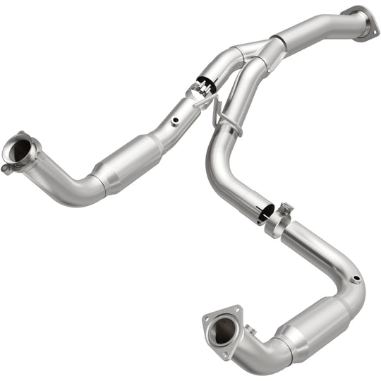 MagnaFlow 2011 Chevrolet Silverado 2500 HD 6.0L Direct Fit Converter - 5551252