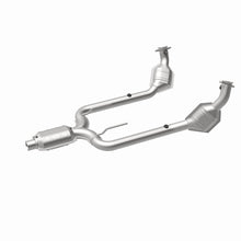 Load image into Gallery viewer, MagnaFlow Direct Fit Catalytic Converter Thunderbird-Cougar 95-96 - 23343