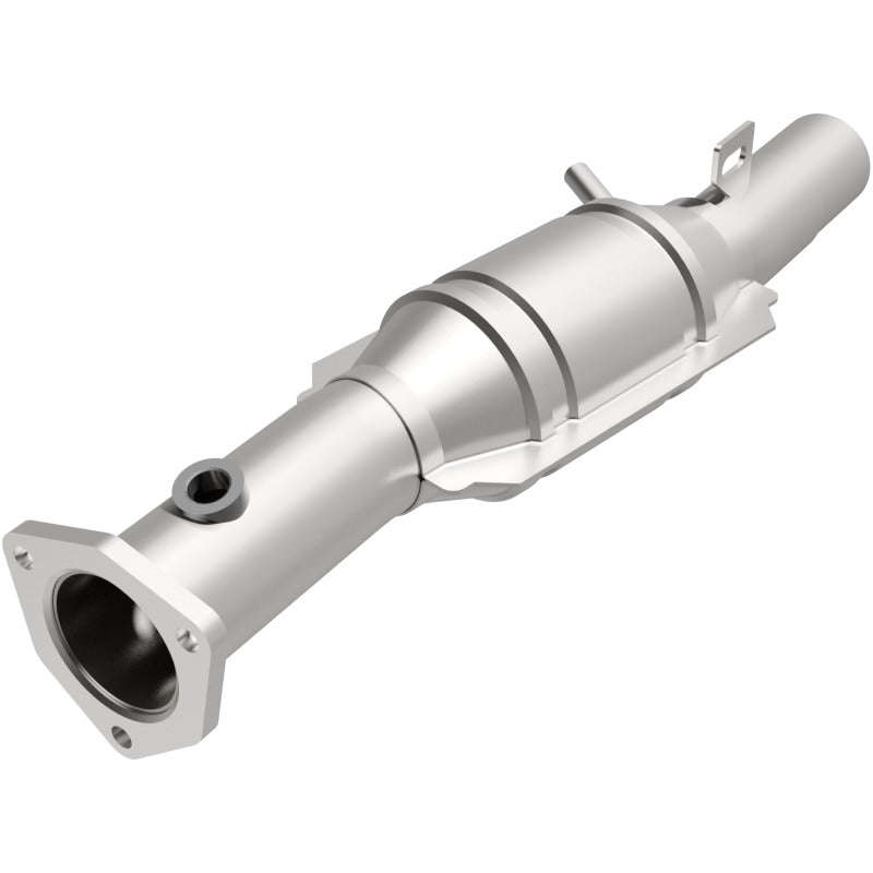 MagnaFlow Direct Fit Catalytic Converter 95 Volkswagen Golf 2.8L - 23713