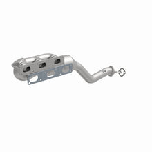 Load image into Gallery viewer, MagnaFlow Direct Fit Catalytic Converter BMW 5 99-00 Front - 50465