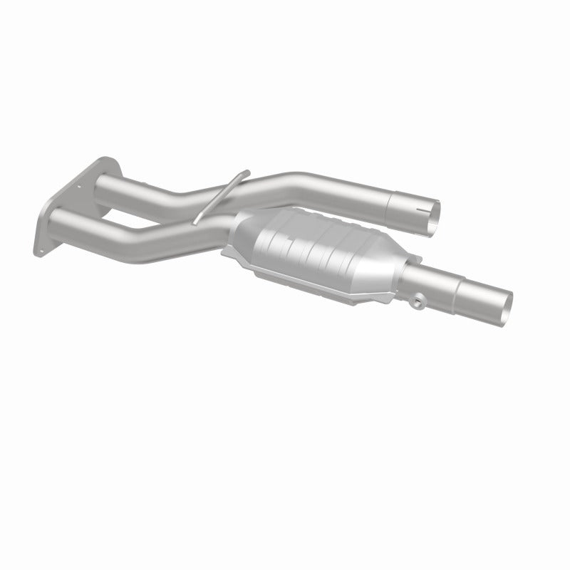 MagnaFlow Direct Fit Catalytic Converter 98 GM Truck 5.7L - 23179