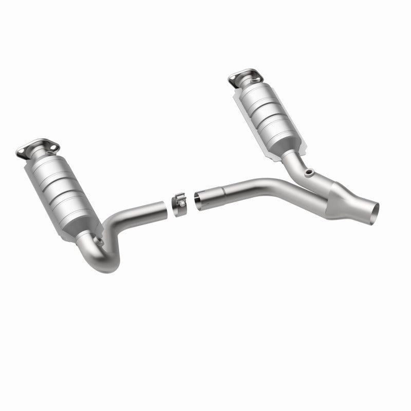 MagnaFlow Direct Fit Catalytic Converter RAIDER- 2006 8 4.7L OEM - 49463