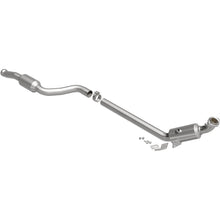 Load image into Gallery viewer, MagnaFlow 12-16 E350 V6 3.5 OEM Underbody Direct Fit Converter - 21-447