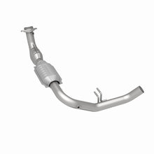 Load image into Gallery viewer, MagnaFlow Direct Fit Catalytic Converter 99-02 Expedition 5.4L 4wd - 93127