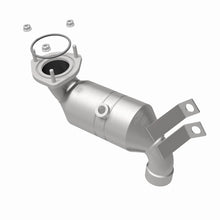 Load image into Gallery viewer, MagnaFlow Direct Fit Catalytic Converter 02-03 Jaguar X-Type Rear - 51430