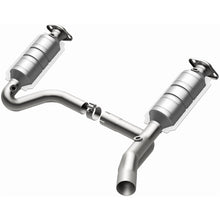 Load image into Gallery viewer, MagnaFlow Direct Fit Catalytic Converter RAIDER- 2006 8 4.7L OEM - 49463
