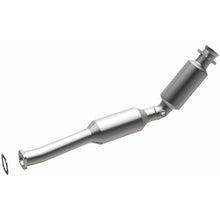 Load image into Gallery viewer, MagnaFlow 04-11 Lincoln Town Car V8 4.6L GAS California Catalytic Converter Direct Fit - 5411010
