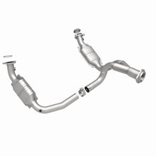 Load image into Gallery viewer, MagnaFlow Direct Fit Catalytic Converter 07-08 Escalade 6.2 Driver Side OEM - 49631