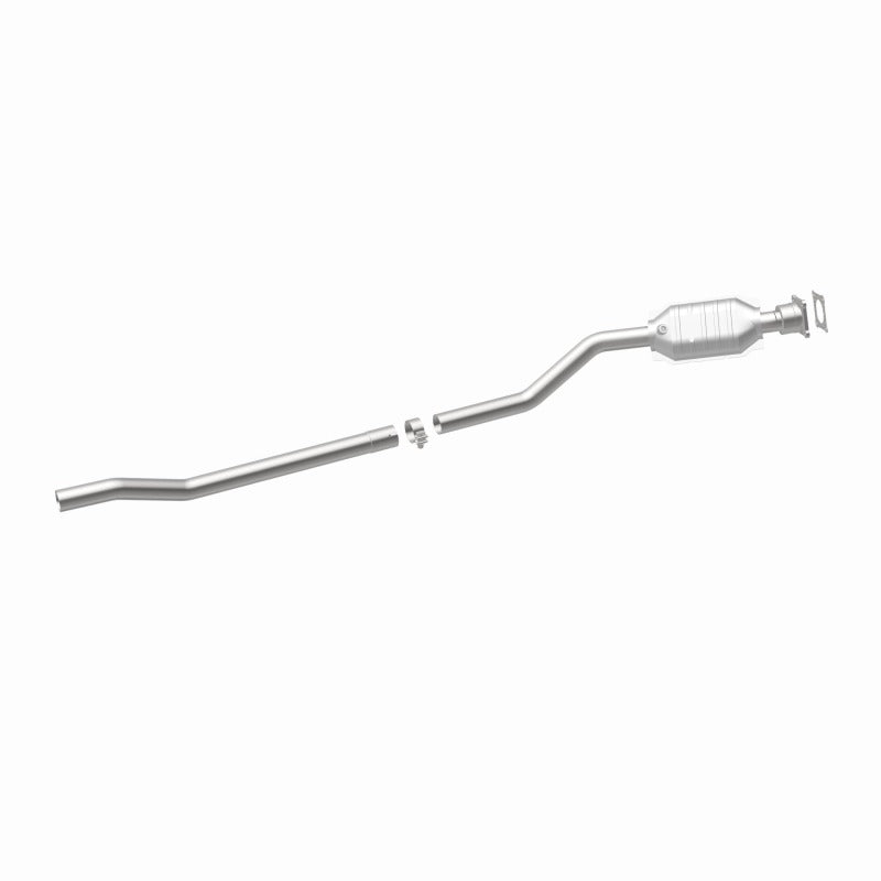MagnaFlow Direct Fit Catalytic Converter 01-03 Caravan/Voyager 3.3L - 93273