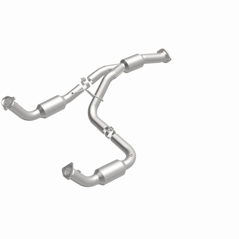 MagnaFlow 12-14 Chevrolet Silverado 2500 HD 6.0L Direct Fit Converter - 5582812
