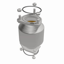 Load image into Gallery viewer, MagnaFlow Direct Fit Catalytic Converter California 04-05 Suzuki Forenza L4-2.0LGAS - 551291