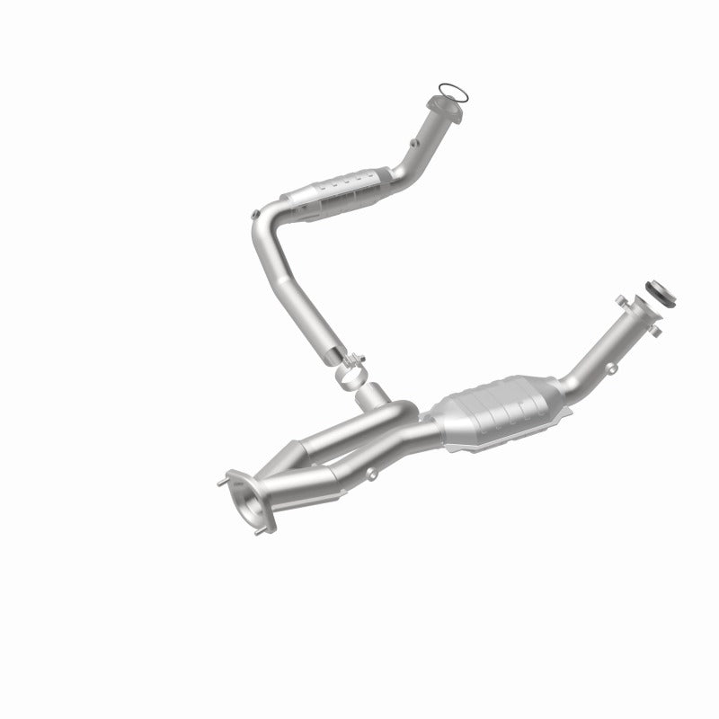 MagnaFlow DF Cat. Conv 02-06 Cadillac Truck. 8 5.3L Dual Conv. Y-Pipe Assy 2wd/Chevy Truck 99-07 - 51097