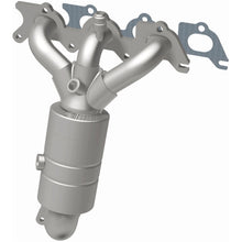 Load image into Gallery viewer, MagnaFlow DF Cat Conv 07-11 Chrysler Sebring 2.7L Rr Manifold/08-10 Dodge Avenger 2.7L Rear Manifold - 51861