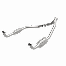 Load image into Gallery viewer, MagnaFlow Direct Fit Catalytic Converter 94-95 Disc./Defender 3.9L - 93691